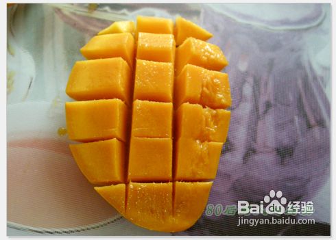 超简单的夏日美容饮品--芒果奶昔