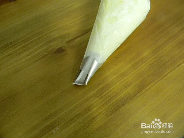 奶油裱花蛋糕的制作方法