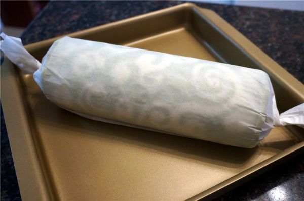 绿茶彩绘蛋糕卷
