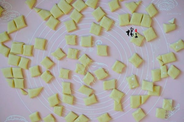 迷你奶香小面包