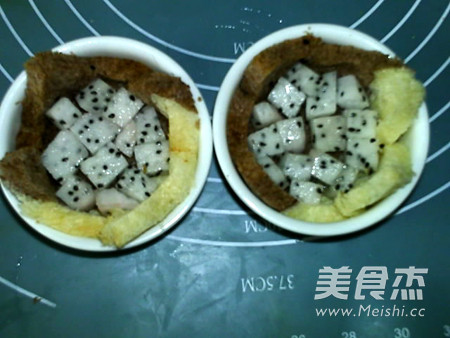 火龙果吐司蛋挞