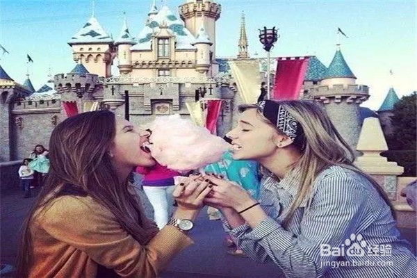 拍照攻略-50大闺蜜拍照姿势,学来刷爆你朋友圈