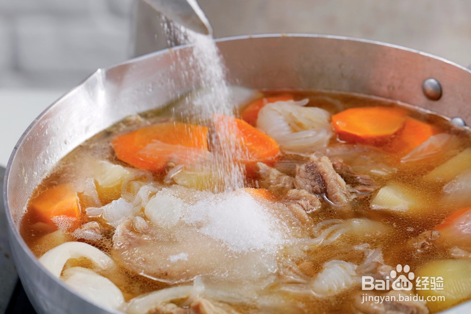 家常咸香肉土豆