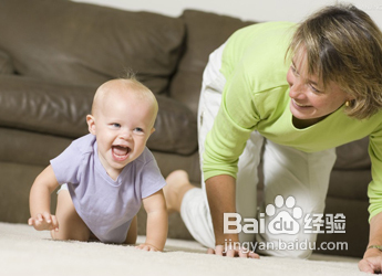 训练宝宝爬行的小游戏有哪些?