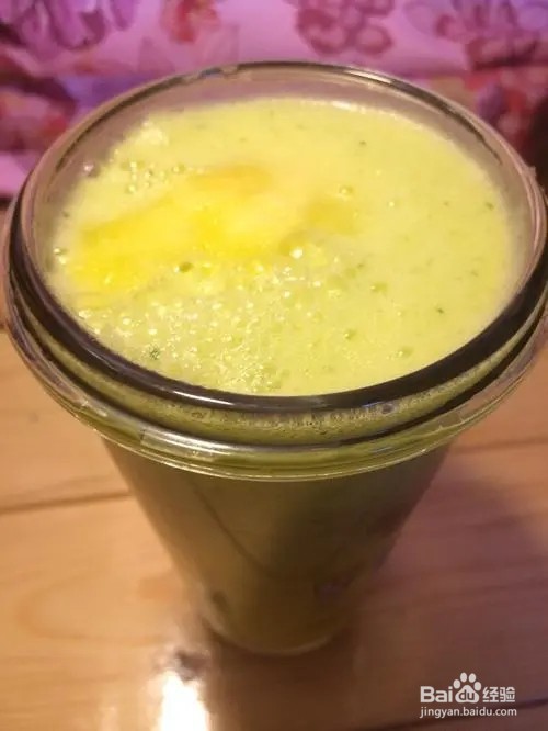 青萝卜菠萝汁