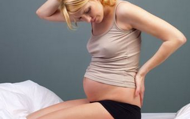 怀孕初期腰酸背疼要注意些什么呢?