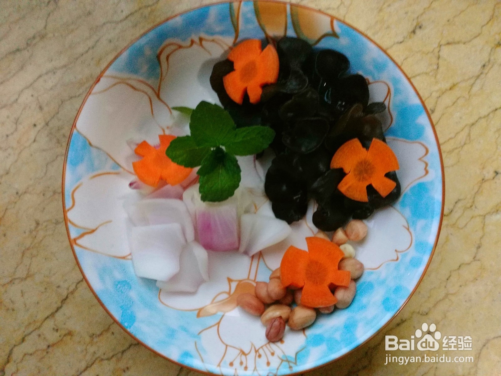 怎么做好吃的凉拌莲藕？