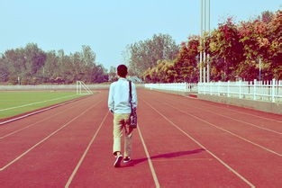 恋爱中的女追男