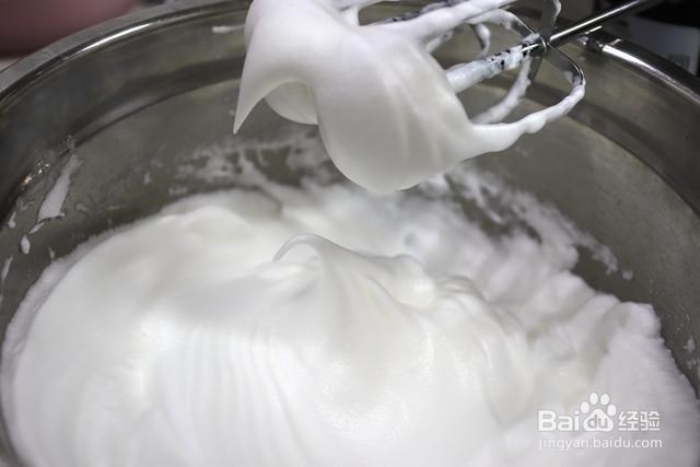 柔软蓬松戚风奶油蛋糕卷