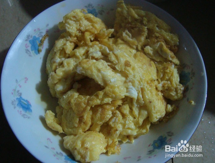 如何做家常菜新鲜西红柿炒香鸡蛋？