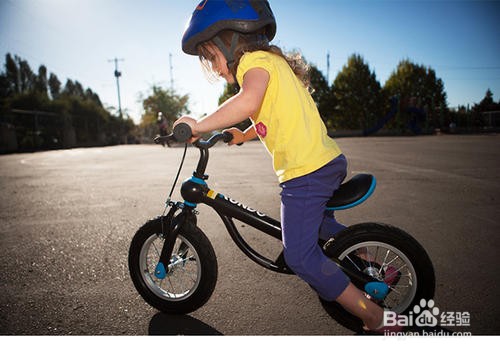平衡感差的人锻炼方法