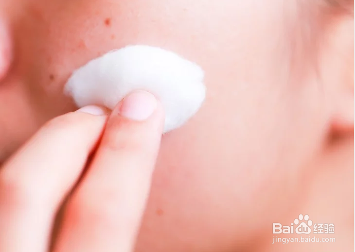 如何治疗干燥的脸部肌肤?