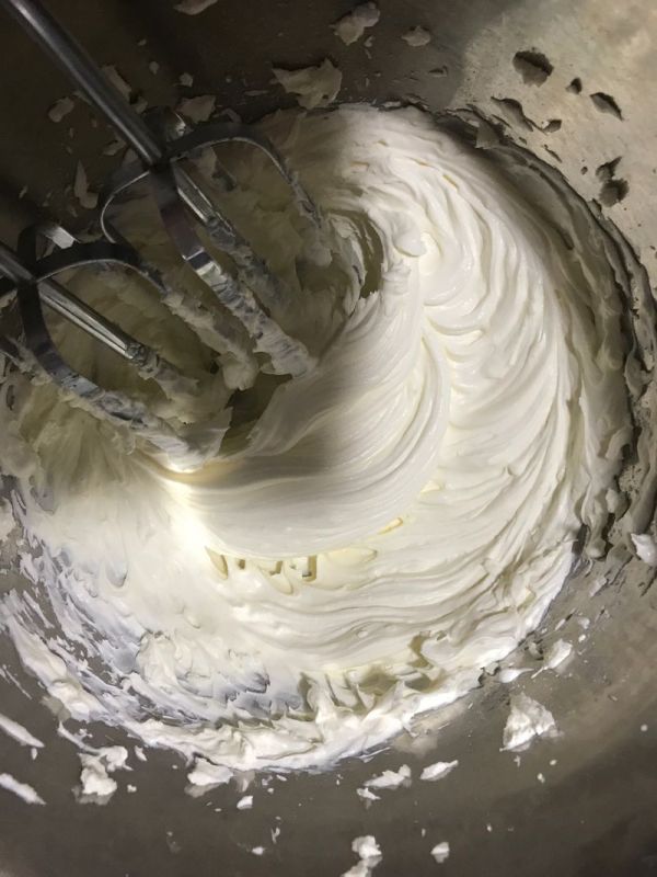 夹心芋头奶油蛋糕