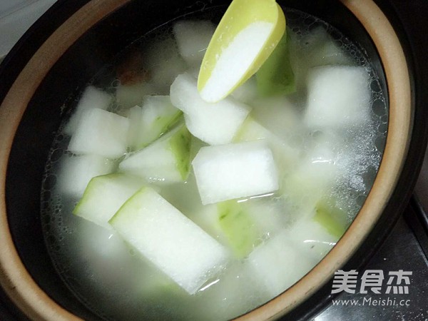 冬瓜排骨汤的做法