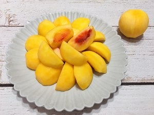 制作美味黄桃罐头