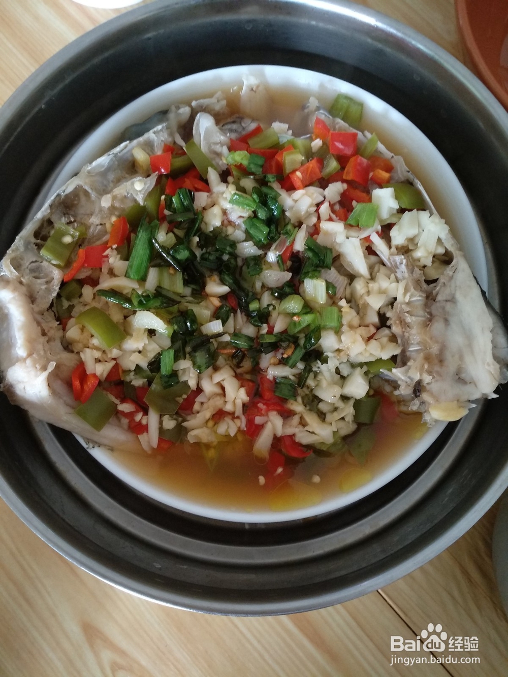 健康美味的私房创意青红双椒剁椒大头鱼鱼头做法