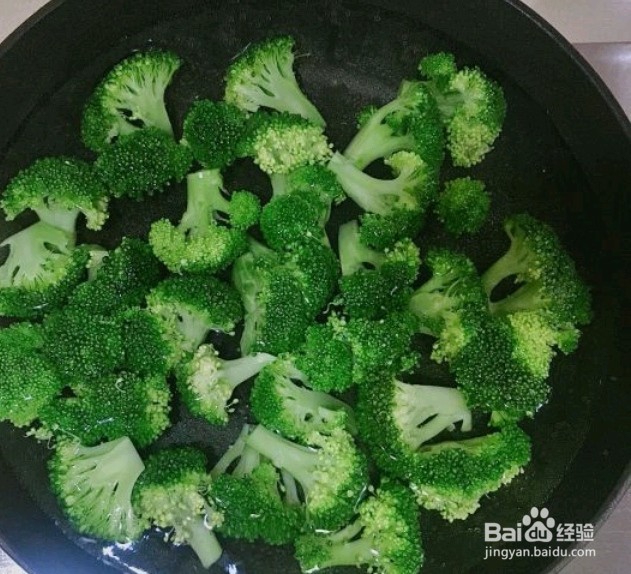 过年饭桌上不可少的清肠又美味的素菜