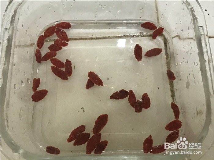 如何煮红枣枸杞汤呢?