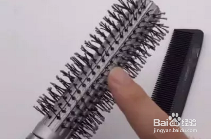 清洗梳子的一个小妙招?