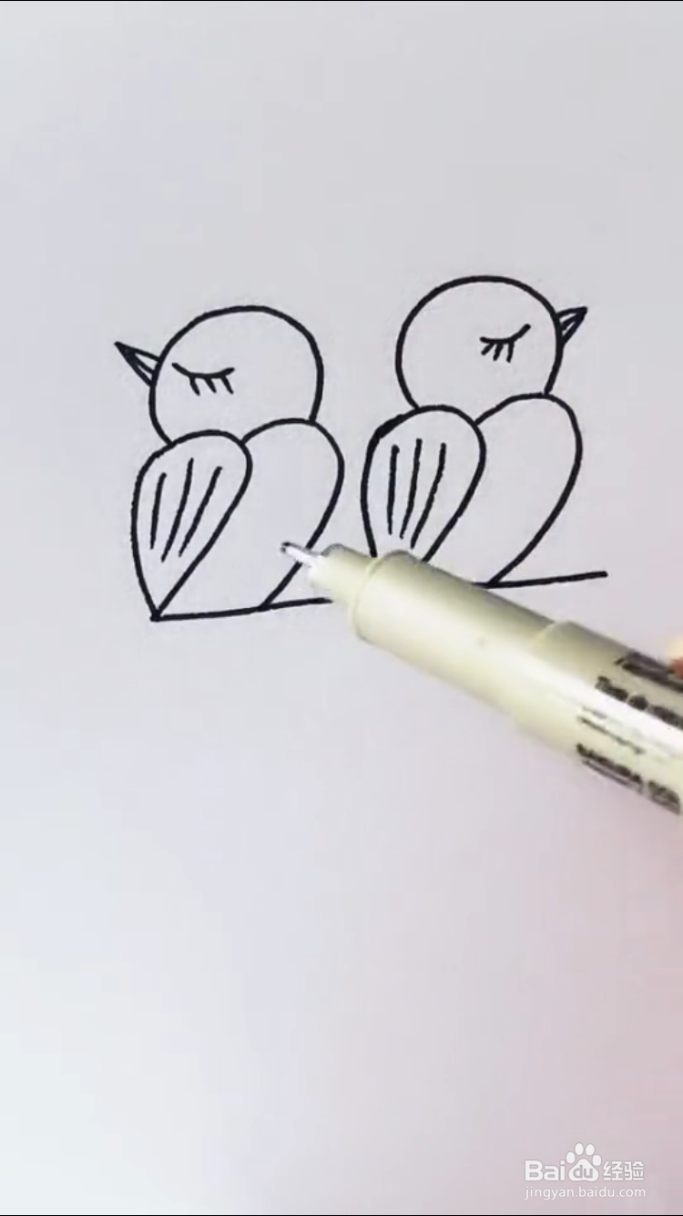 两只生气小鸟的简笔画如何画？