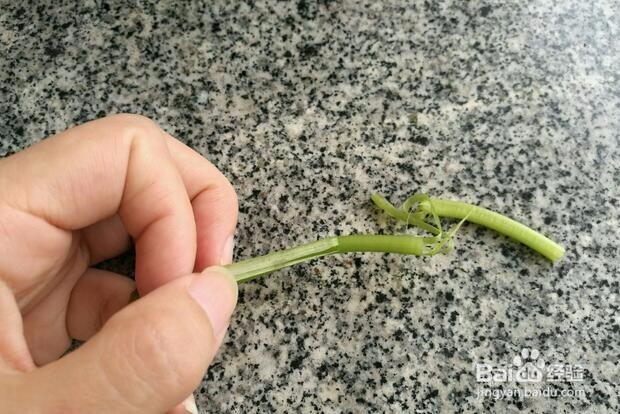 简单易学的炒番薯藤的家常做法