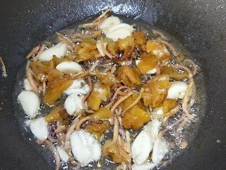 鱼香茄子煲怎么做?