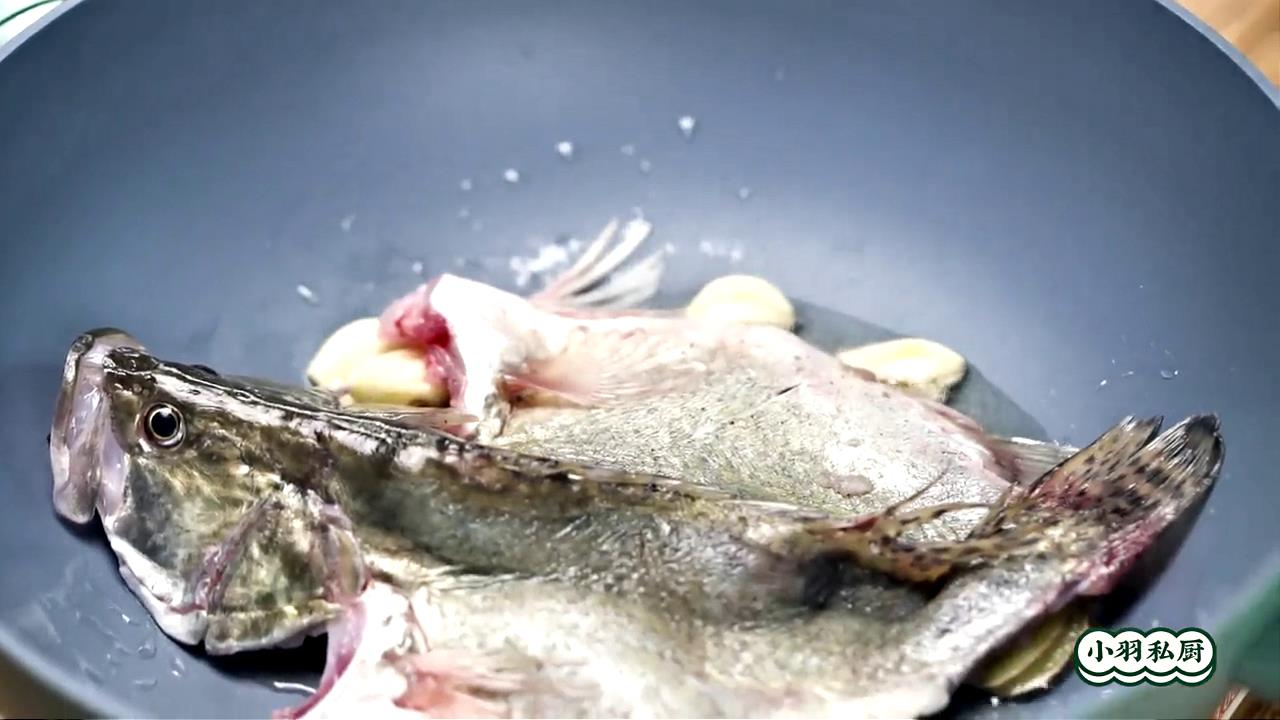 辣豆豉葱酒焖烧鳜鱼怎么做