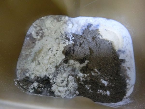 奶香芝麻核桃馒头