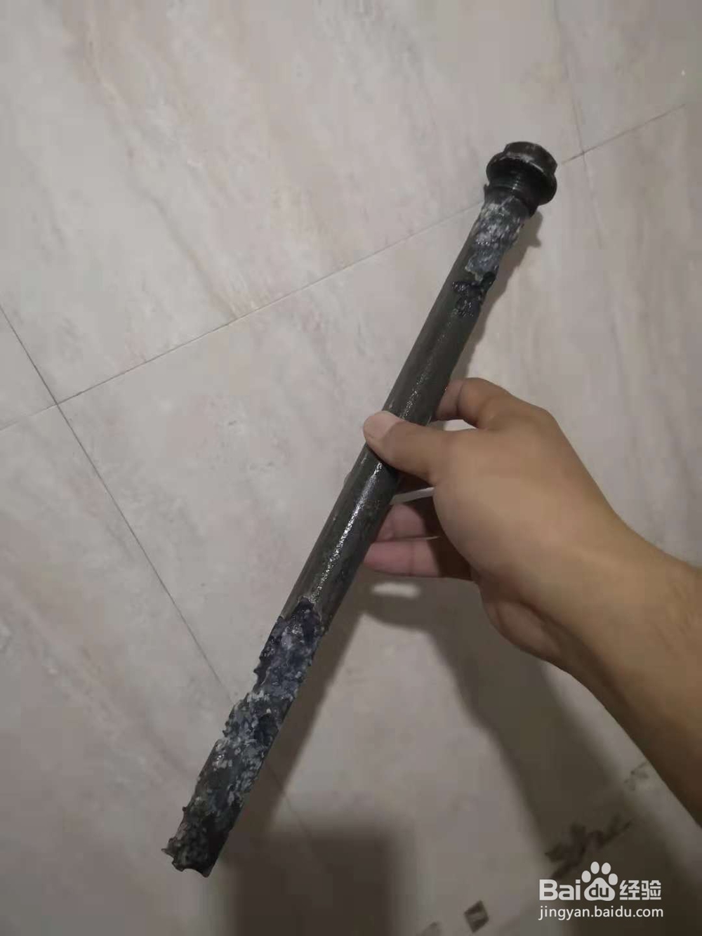 海尔储水式电热水器清洗