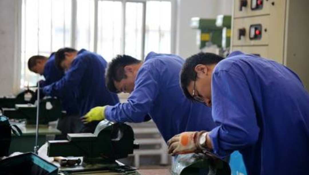钳工是做什么东西的?对身体有没有危害