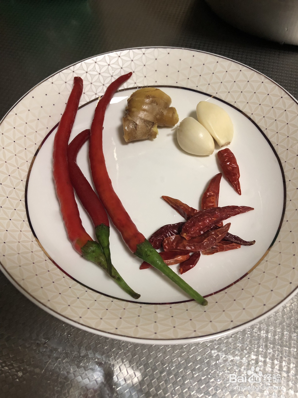 超级过瘾的凉拌菠菜