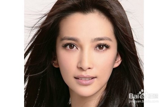 怎么拍身份证件照好看？