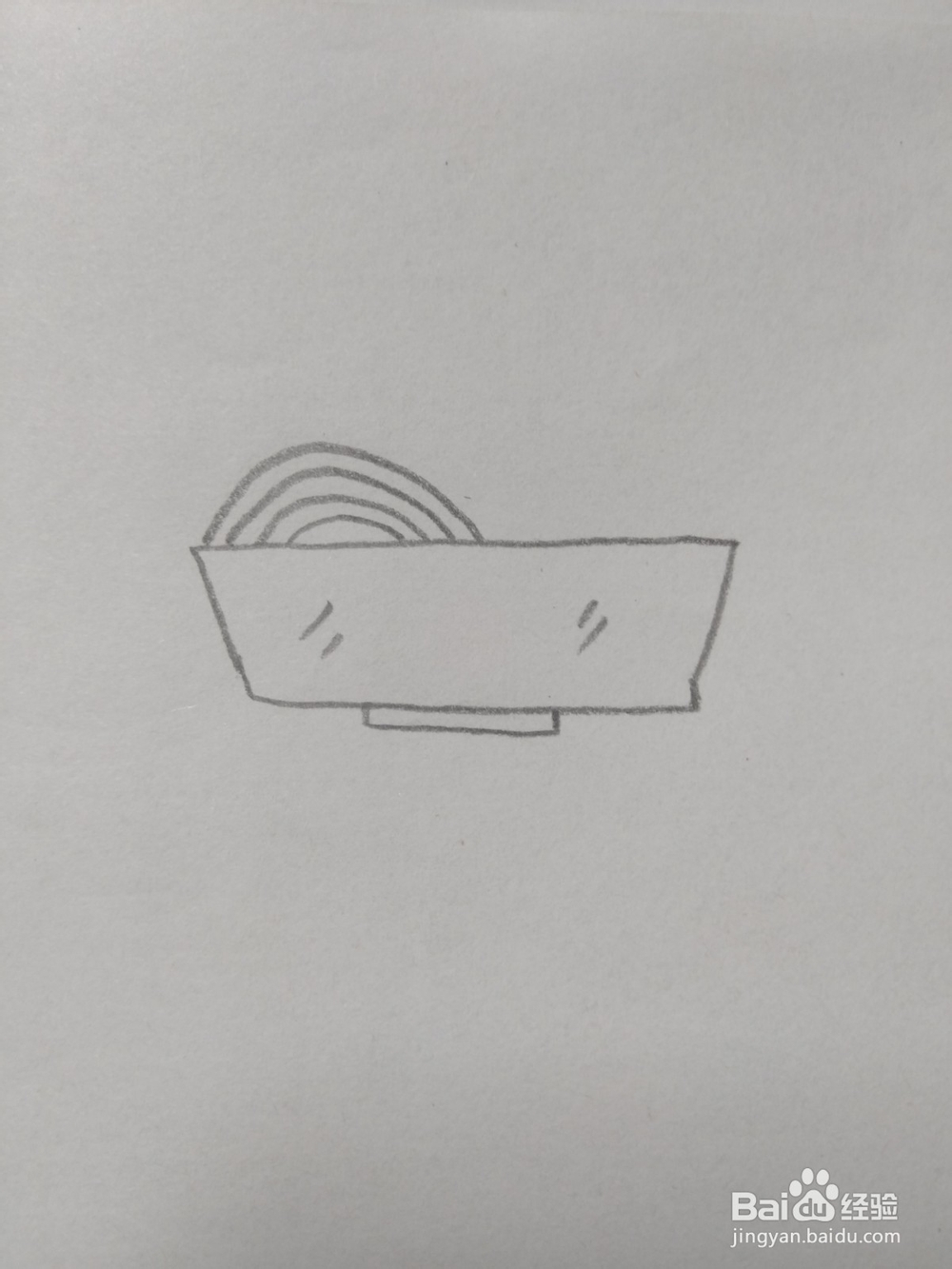 简笔画大碗面条加一根勺