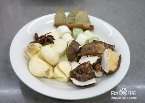 超下饭的西红柿炖牛肉