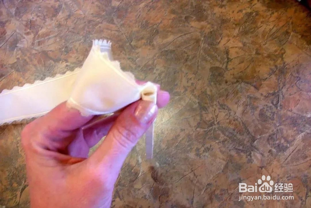 随手一根丝带卷出了漂亮的玫瑰，几分钟搞定一朵