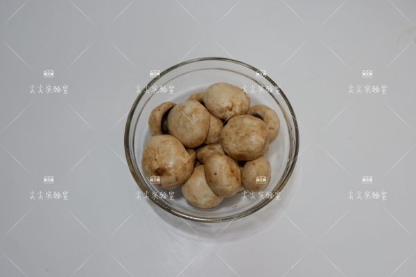 开洋菠菜烩口蘑