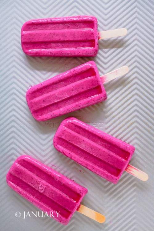 火龙果酸奶冰棒