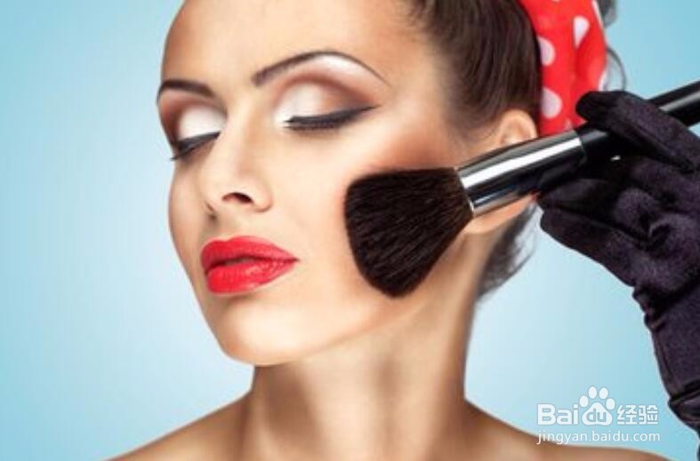 眼唇妆如何协调
