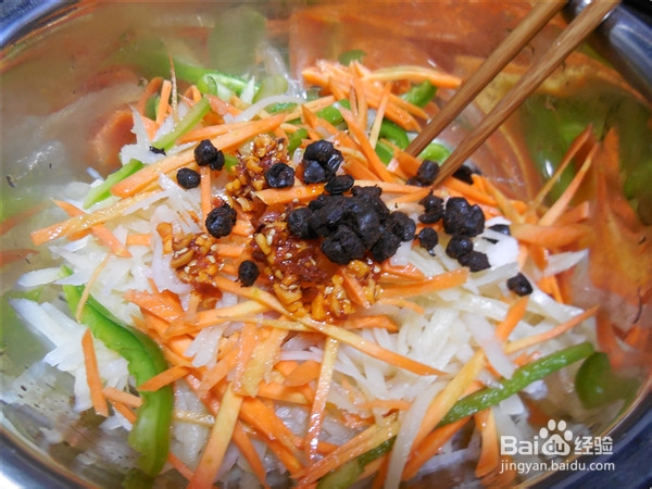 清新可口的凉拌土豆丝的做法