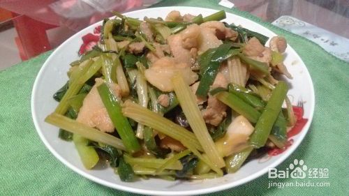 家常菜系列：[8]蒜苗芹菜炒肉