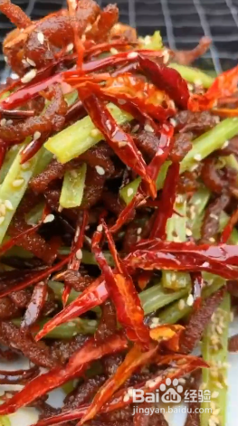 如何制作干煸肉丝？