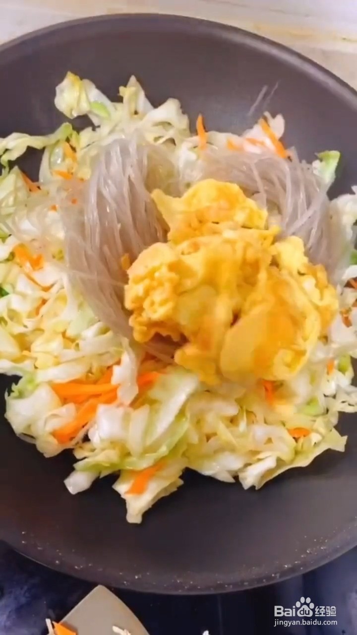 如何制作包菜鸡蛋炒粉丝