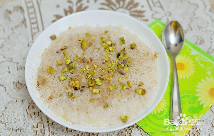 制作红花饭布丁