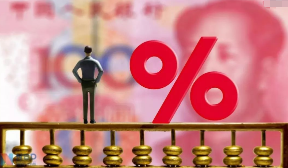 当利息在一年内复利两次时 其实际利率与名义利率的关系为