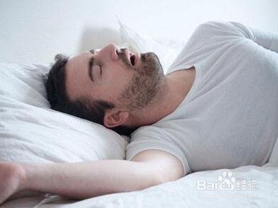 如何在嘈杂的呼噜声中入睡的小方法