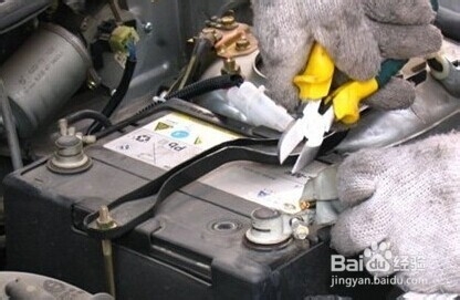 冬季自检蓄电池 教你如何延长电瓶寿命