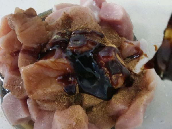 秘制蒜香烤肉肉