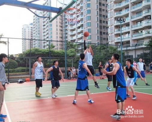 热天打篮球要注意什么？