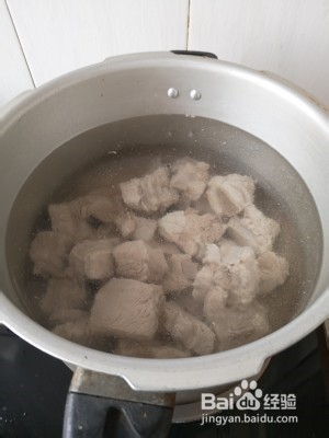 色香味俱全清炖排骨