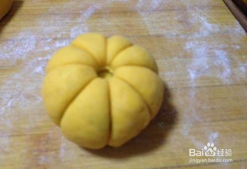 萌萌哒之南瓜豆沙包是怎么做的